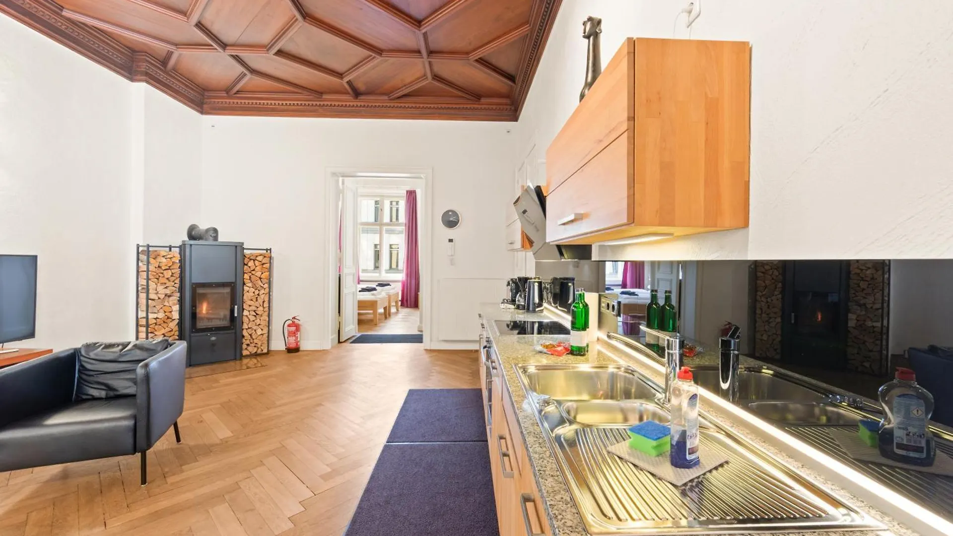 Apartment Aptc Downtown Monument4Rent Near Checkpoint Charlie Berlin
