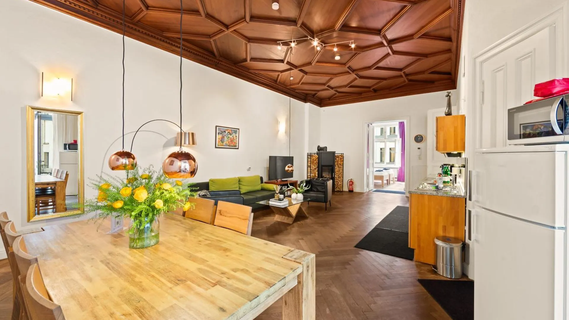 Aptc Downtown Monument4Rent Near Checkpoint Charlie Berlin Apartment